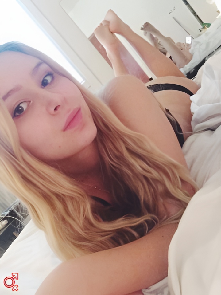 Марина привлекательная девушка из Вилючинска цена от 5000 руб