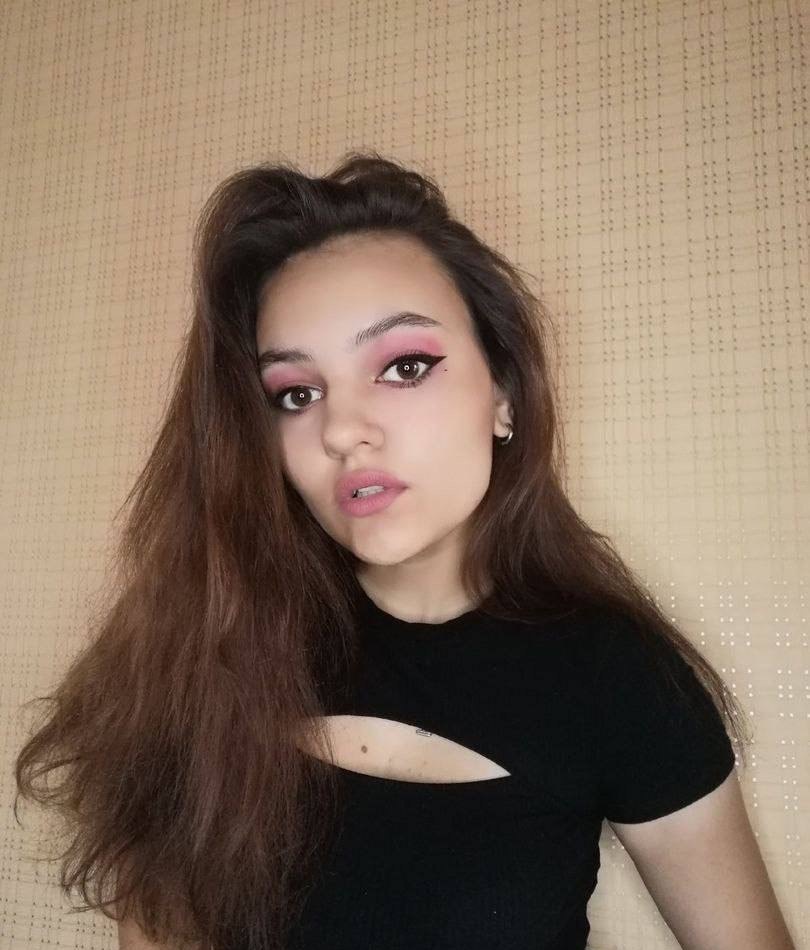 Мирана привлекательная девушка из Вилючинска цена от 3000 руб